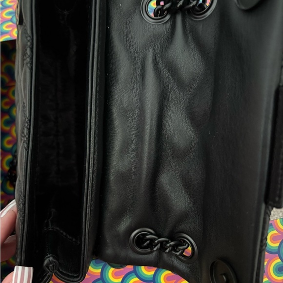 Kurt Geiger Black Quilted Shoulder Bag - Picture 6 of 8